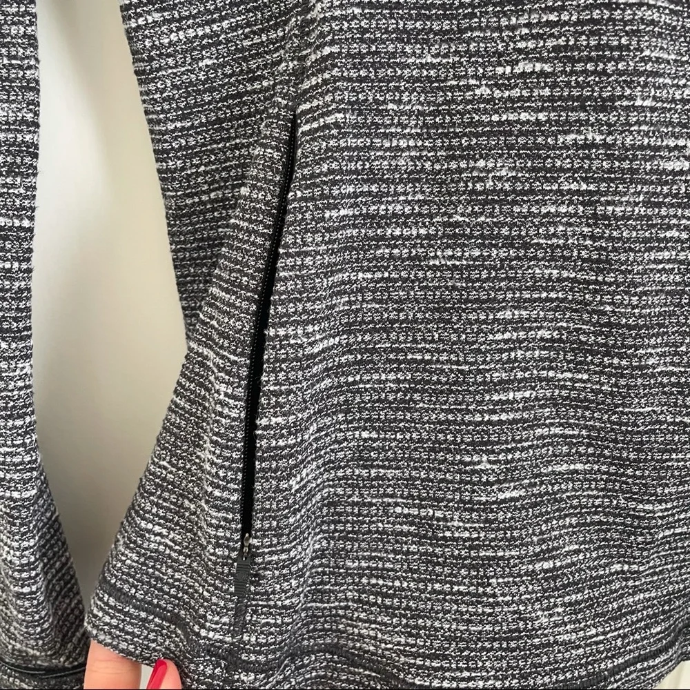 Lululemon Run Briskly 1/2 Zip - Picture 9 of 12